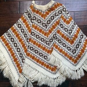 Tundra 70s Cream and Brown Patterned Poncho with Fringe made in Canada